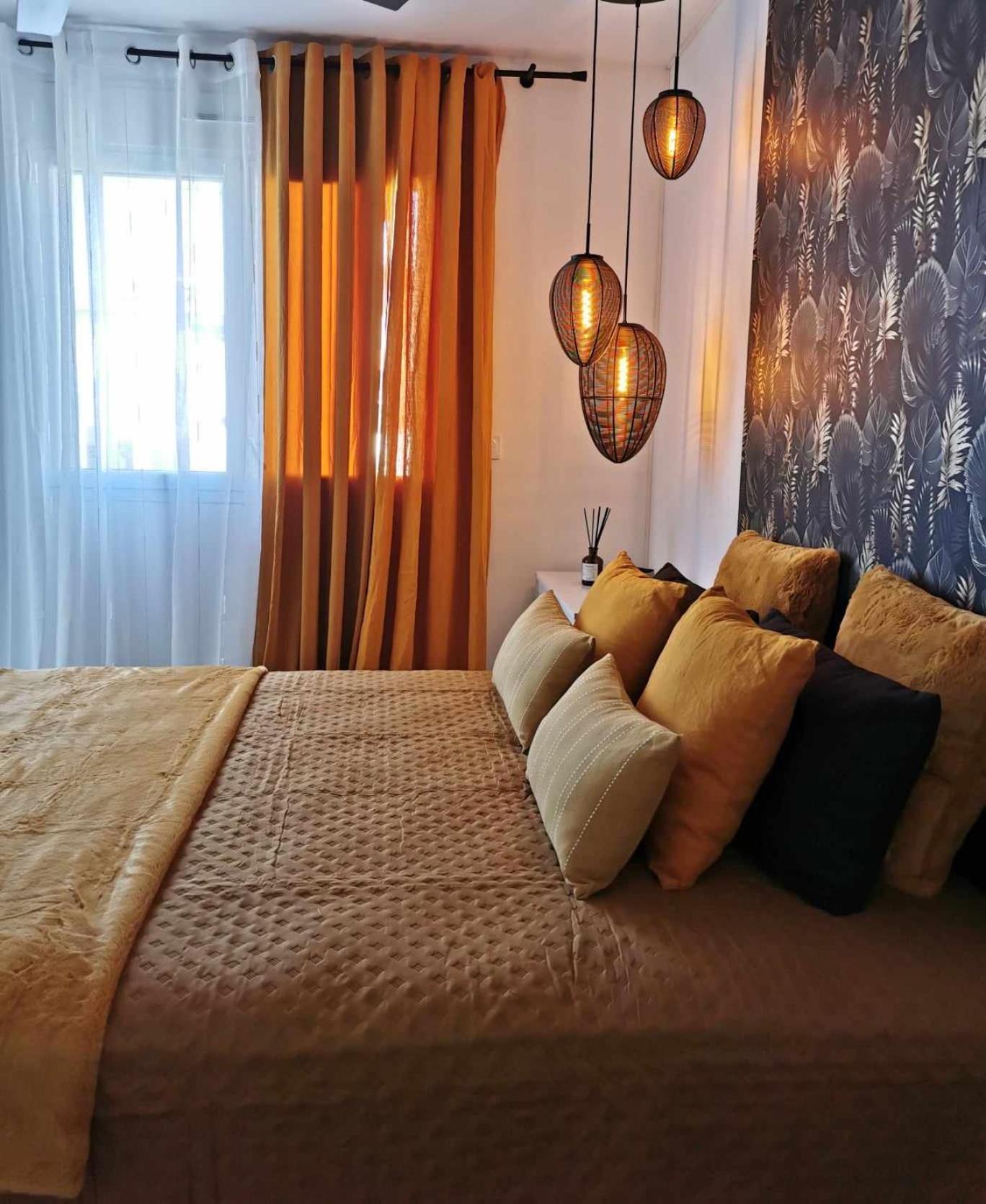 Appartement Chic & Cosy Saint Pierre Exteriör bild